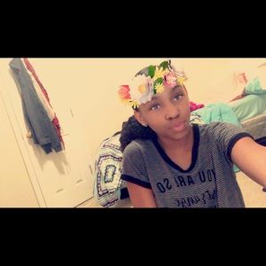 Meet your Posher, Chloe